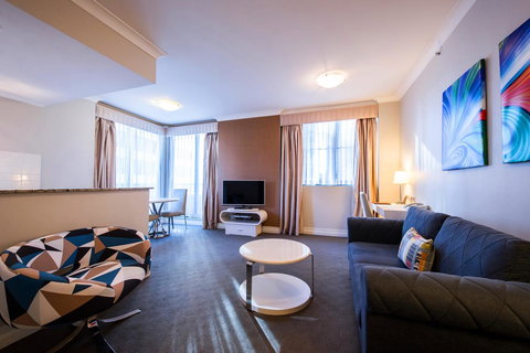 Seasons Harbour Plaza - Accommodation Rockhampton 29