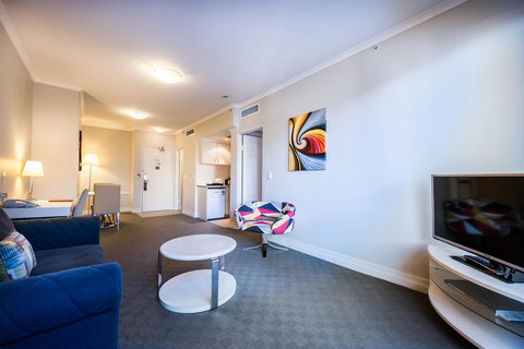 Seasons Harbour Plaza - Accommodation Rockhampton 27