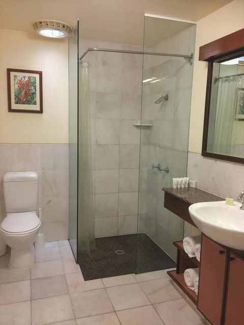 Beach Hotel Resort - Accommodation Rockhampton 29