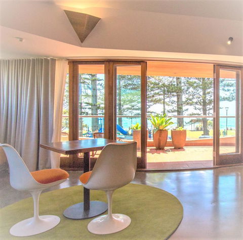 Beach Hotel Resort - Accommodation Rockhampton 5