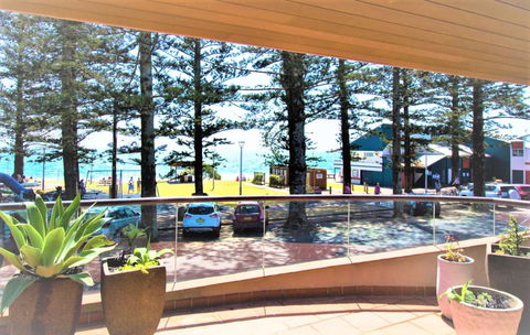 Beach Hotel Resort - Accommodation Rockhampton 19