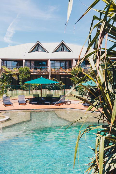 Beach Hotel Resort - Accommodation Rockhampton 43