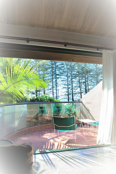 Beach Hotel Resort - Accommodation Rockhampton 8