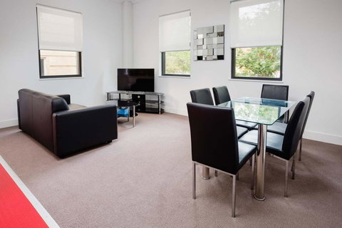 The Star Apartments - Accommodation Rockhampton 5
