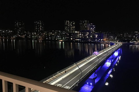 Brand New 3 Bedrooms Apt With Waterfront View - Accommodation Rockhampton 14