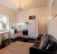 BONDI BEACH PRIME 1 Bedroom  Sunroom - Accommodation Rockhampton