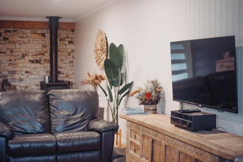 Salthouse Berrara - Accommodation Rockhampton 4