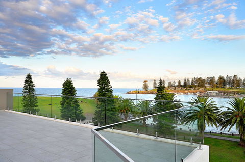 Belle Vue- Penthouse At Black Beach - Accommodation Rockhampton 15