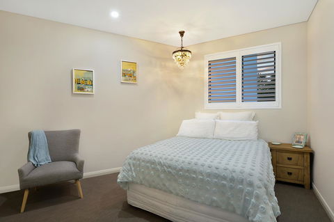 Belle Vue- Penthouse At Black Beach - Accommodation Rockhampton 12