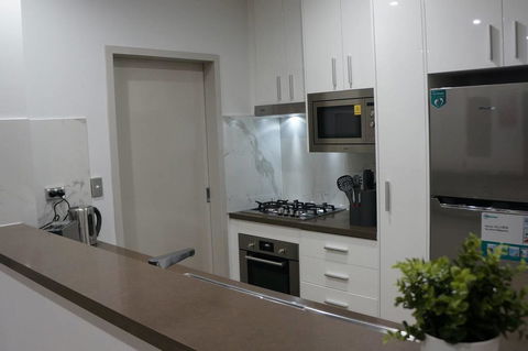 Specious Apartment With 2 Large Bedrooms - Accommodation Rockhampton 16