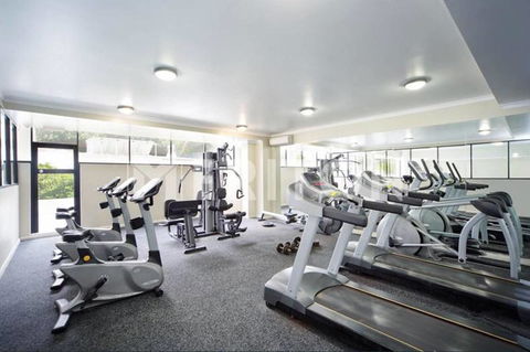 Specious Apartment With 2 Large Bedrooms - Accommodation Rockhampton 5