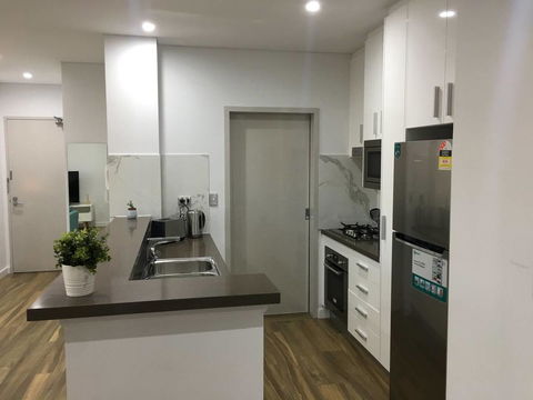 Specious Apartment With 2 Large Bedrooms - Accommodation Rockhampton 3