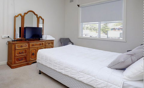 Lakes And Ocean Hotel Forster - Accommodation Rockhampton 1