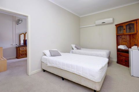 Lakes And Ocean Hotel Forster - Accommodation Rockhampton 4