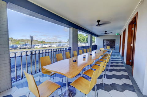 Lakes And Ocean Hotel Forster - Accommodation Rockhampton 7