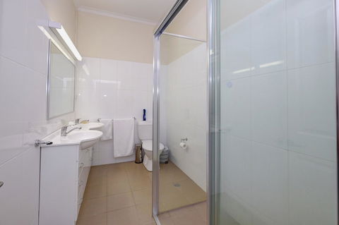 Lakes And Ocean Hotel Forster - Accommodation Rockhampton 2