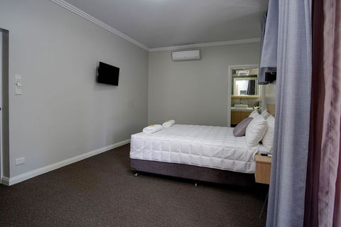 Lakes And Ocean Hotel Forster - Accommodation Rockhampton 17
