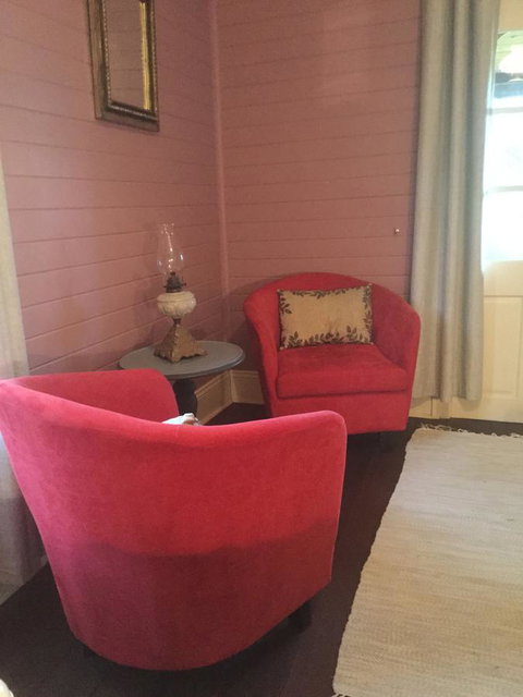 Arcadia - The Barn Cottage & Rosehill Cottage - Accommodation Rockhampton 16