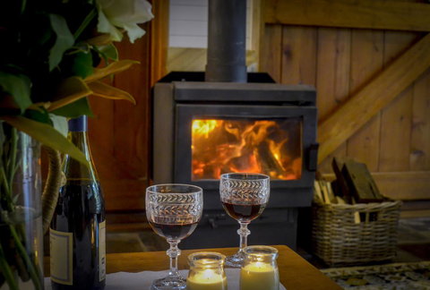 Arcadia - The Barn Cottage & Rosehill Cottage - Accommodation Rockhampton 7