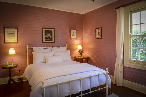 Arcadia - The Barn Cottage & Rosehill Cottage - Accommodation Rockhampton 15
