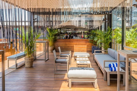 The Old Clare Hotel, Independent Collection By EVT - Accommodation Rockhampton 12