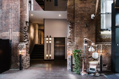 The Old Clare Hotel, Independent Collection By EVT - Accommodation Rockhampton 6