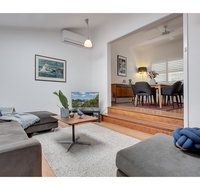 Spacious cottage with views 10 mins from the city - Accommodation Rockhampton