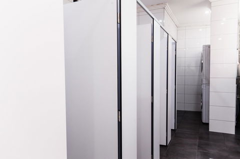 Mad Monkey Broadway - Accommodation Rockhampton 17