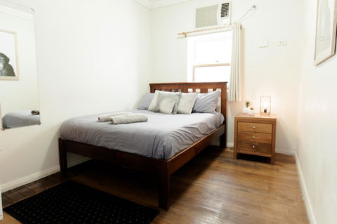 Mad Monkey Broadway - Accommodation Rockhampton 19