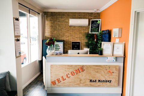 Mad Monkey Broadway - Accommodation Rockhampton 25