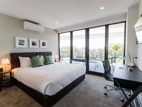 The Branksome Hotel & Residences - Accommodation Rockhampton 2