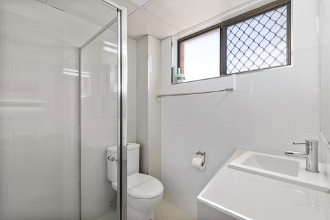 Coastal Bay Motel - Accommodation Rockhampton 14