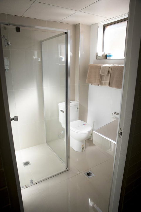 Coastal Bay Motel - Accommodation Rockhampton 30