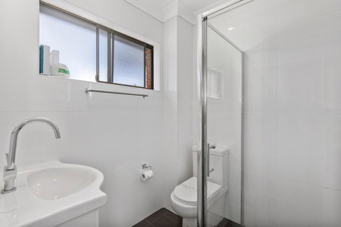 Coastal Bay Motel - Accommodation Rockhampton 3