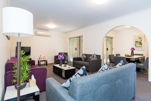 Eastwood Furnished Apartments - Accommodation Rockhampton 0