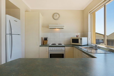Baywatch Apartments Merimbula - Accommodation Rockhampton 18