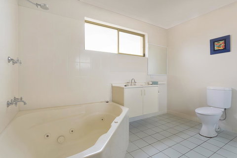 Baywatch Apartments Merimbula - Accommodation Rockhampton 15