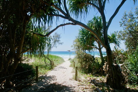 Casuarina Beachfront House - Hostie Properties - Accommodation Rockhampton 10