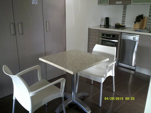 Pelican H2O One & Two Bedroom Apartments - Accommodation Rockhampton 34