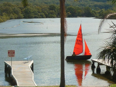 Pelican H2O One & Two Bedroom Apartments - Accommodation Rockhampton 4