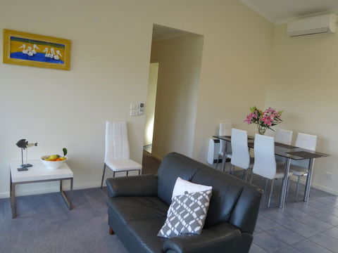 BlueWater Apartments - Accommodation Rockhampton 26