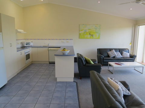 BlueWater Apartments - Accommodation Rockhampton 27