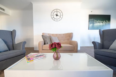 Castle Serviced Apartments - Accommodation Rockhampton 21