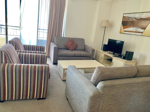 Castle Serviced Apartments - Accommodation Rockhampton 6