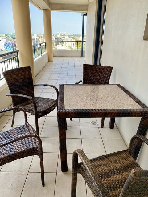 Castle Serviced Apartments - Accommodation Rockhampton 9