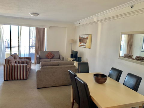 Castle Serviced Apartments - Accommodation Rockhampton 4