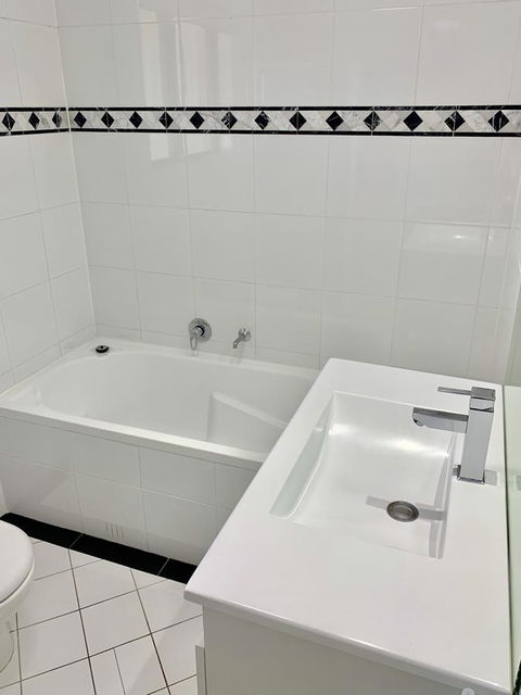 Castle Serviced Apartments - Accommodation Rockhampton 10