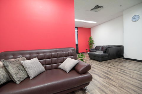 Castle Serviced Apartments - Accommodation Rockhampton 24