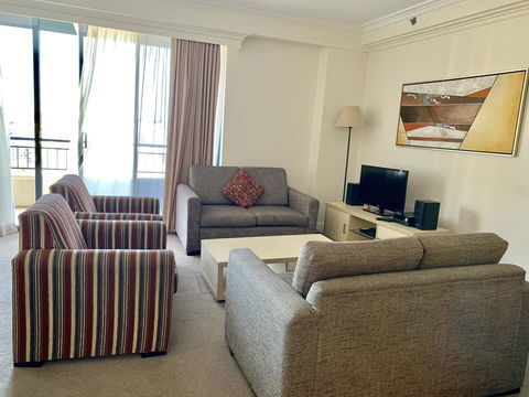 Castle Serviced Apartments - Accommodation Rockhampton 5