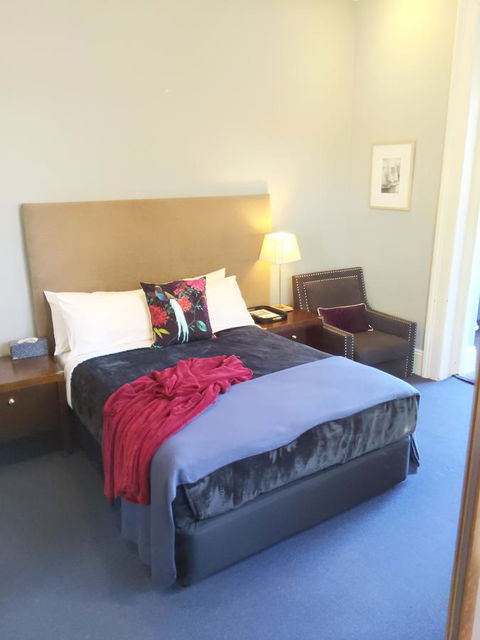 Bayswater Boutique Lodge - Accommodation Rockhampton 2